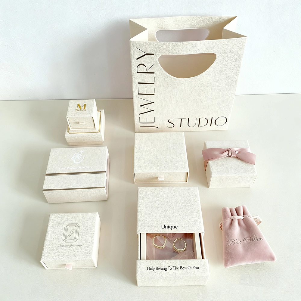 Karton Mücevher Kutuları Karton Mücevher Kutuları